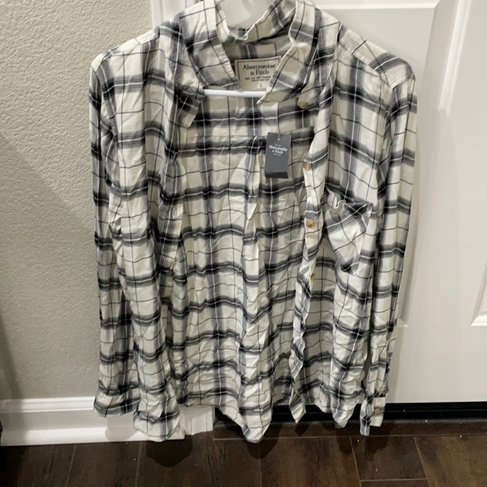 Abercrombie and Fitch button up plaid!